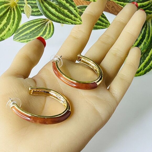 Kara Ross Black Label by Chico’s Tortoise Resin Gold Tone Earrings Open Hoop - Picture 7 of 9